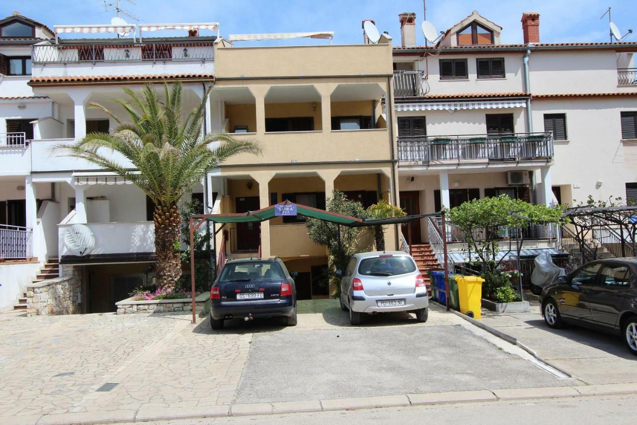 Apartments Lora Rovinj Exteriör bild