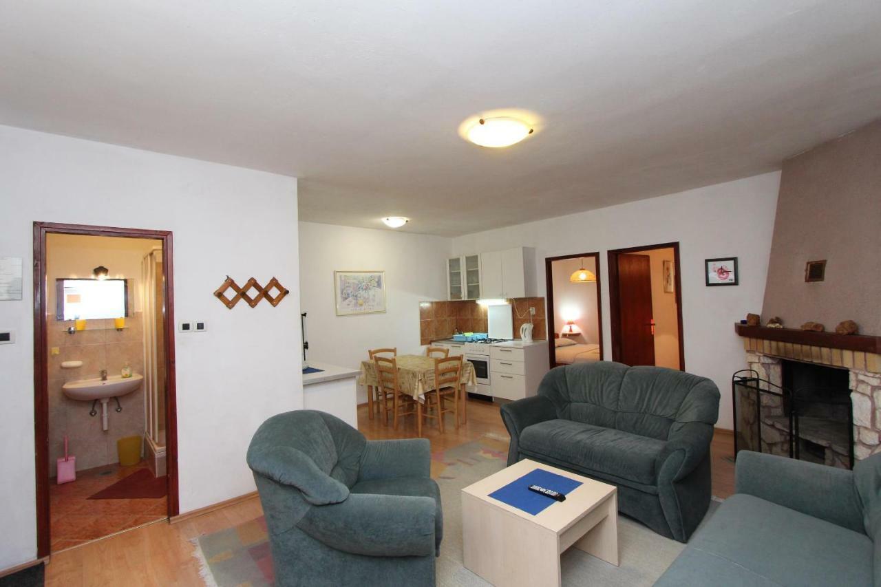 Apartments Lora Rovinj Exteriör bild